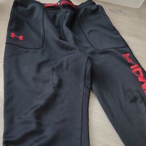 Under Armour ColdGear Youth XL Black Red Logo Loose Fit Jogger Sweatpants